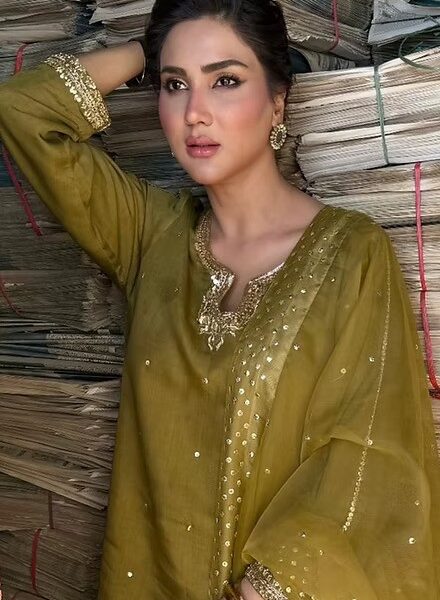 FIZA ALI: 3 Piece LUXURIOUS SILK Suit