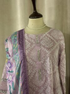 Chicken Kari: 3 Piece Lawn suit